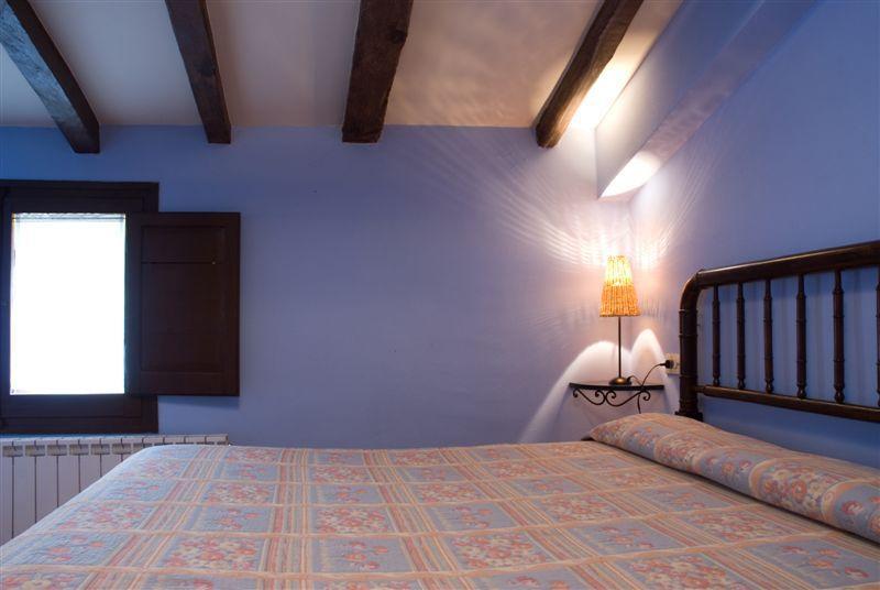 Mas Masnou Guest House Olot Room photo